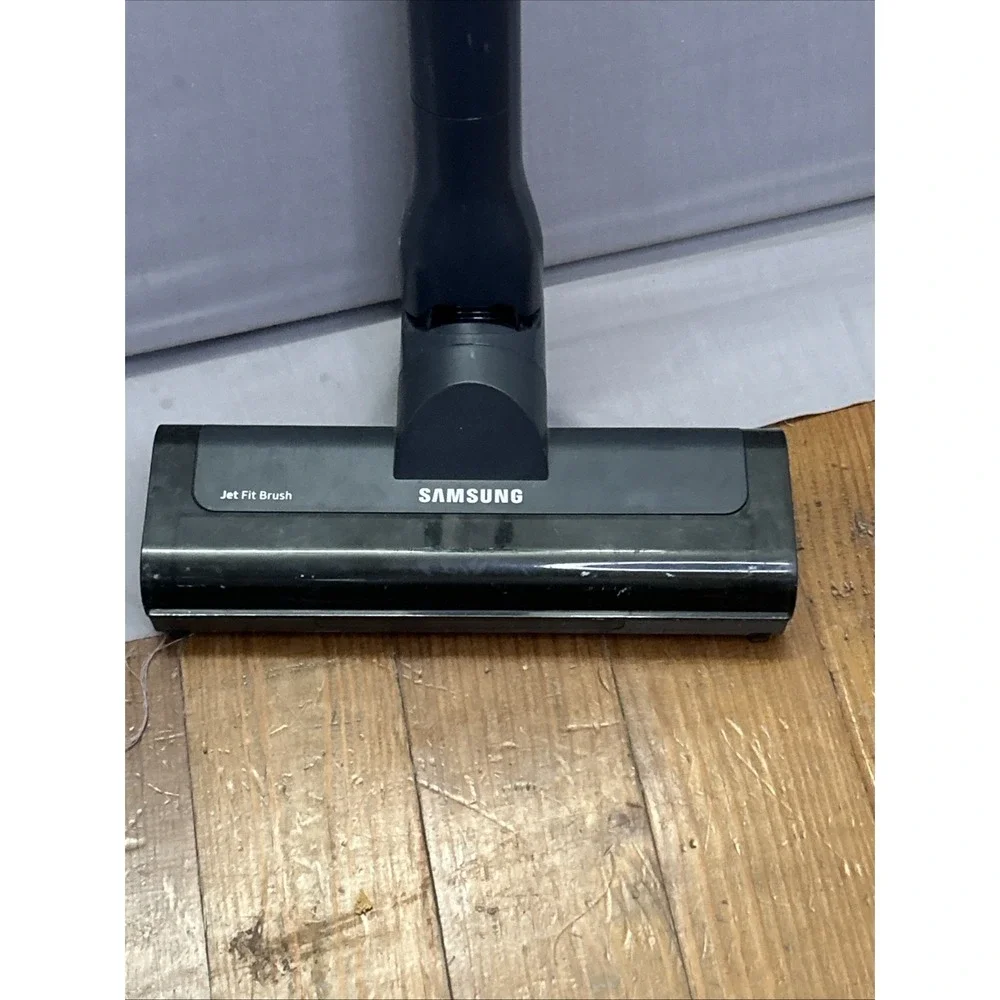 Samsung Jet 60 Flex Cordless Stick Vacuum Model VS15A6031R7/AA  W/ Charger